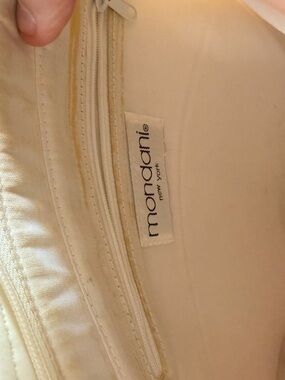 Mondani Cream Interior Zip Handbag